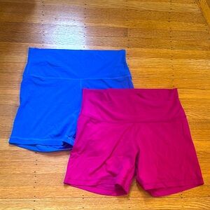 BUTTER Cheeky Hi-Rise 5" Short, size 12, jazz blue and pomp pink